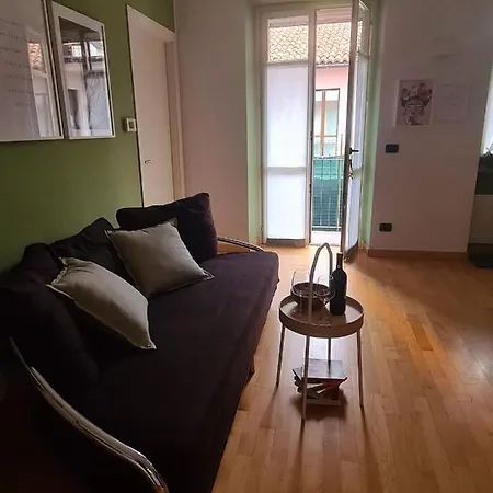 Apartment Rebel House *