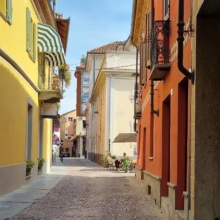 Rebel House Alba (Piedmont)